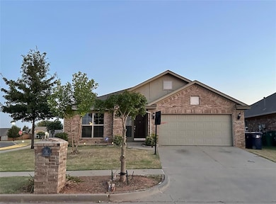 13300 SW 4th Terrace, Yukon, OK 73099 - photo 2