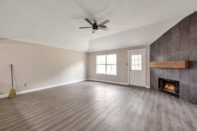 2423 Halstead Dr, Spring, TX 77386 - photo 4