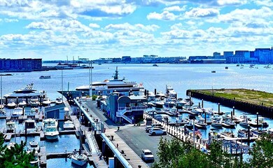 Parris Landing unit 3521, Charlestown, MA 02129 - photo 2