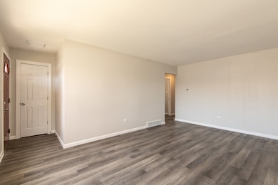 18053 Edwards Ave, Country Club Hills, IL 60478 - photo 6