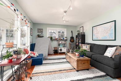 1977 Indian Trail Dr, West Lafayette, IN 47906 - photo 4