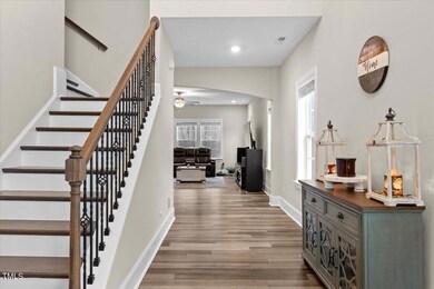 2981 thurman foyer to living