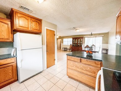 153 Redriver, Bay City, TX 77414 - photo 3