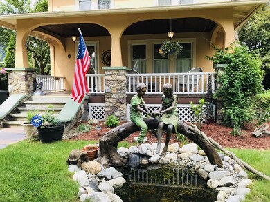 315 W Ann St, Milford, PA 18337 - photo 4