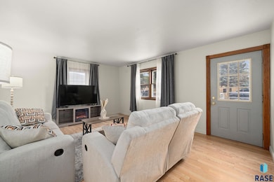 3313 E 18th St, Sioux Falls, SD 57103 - photo 3