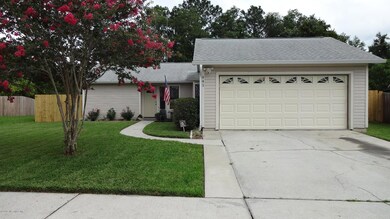 941 Duskin Dr, Jacksonville, FL 32216 - photo 2