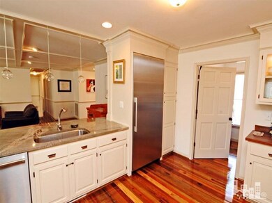 406 S Bickett St, Burgaw, NC 28425 - photo 4