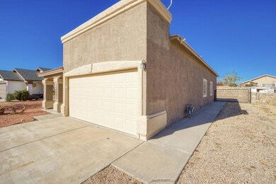 14421 Desert Ocotillo Dr, Horizon City, TX 79928 - photo 2