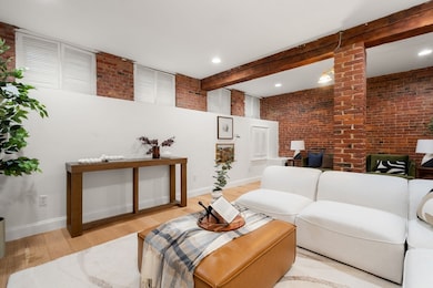 39 Kent St unit B, Brookline, MA 02445 - photo 2