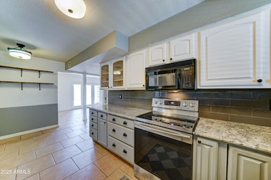 4201 W Hatcher Rd-6