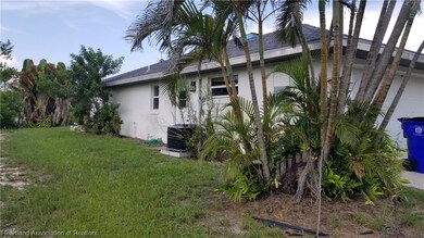 824 Lake Betty Dr, Lake Placid, FL 33852 - photo 2