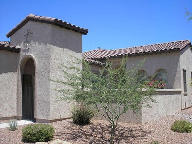 Block Fenced Front Courtyard