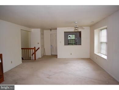 16 N Maple St unit A2, Woodbury, NJ 08096 - photo 3