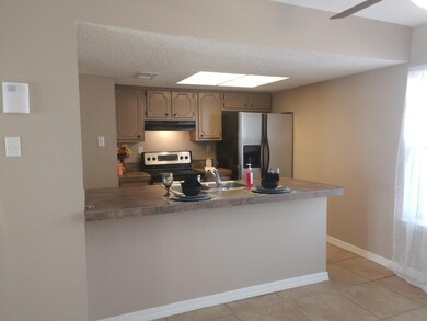 10512 Ashwood Dr unit C, El Paso, TX 79935 - photo 7