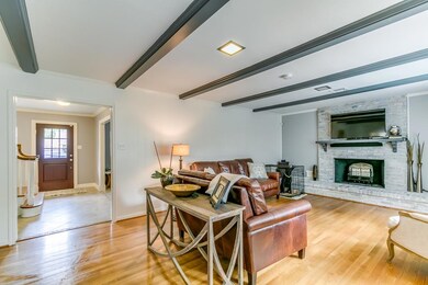 13219 Indian Creek Rd, Houston, TX 77079 - photo 5