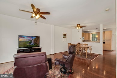 20810 Ireland Ct, Germantown, MD 20874 - photo 2