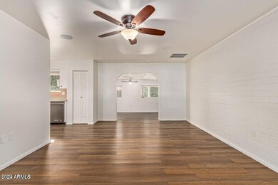 9923 W La Jolla Cir N, Sun City, AZ 85351 - photo 6