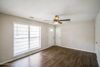 43 Highway 305 S unit 305, Olive Branch, MS 38654 - photo 6
