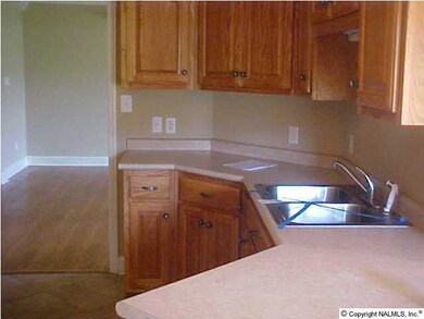 27607 Gretta Cir, Ardmore, AL 35739 - photo 4