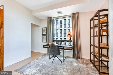 Verse unit 1507, McLean, VA 22102 - photo 4