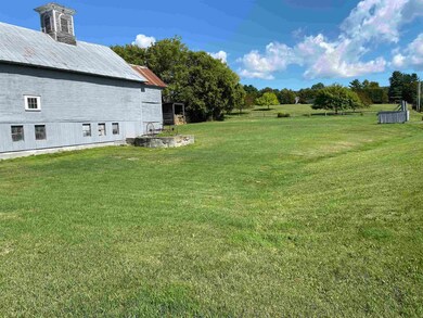 109 W Cobble Hill Rd, Barre, VT 05641 - photo 4