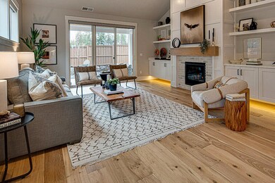 1360 NW Ochoa Dr, Bend, OR 97703 - photo 2