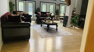 1208 Oak Dr, Manchester, TN 37355 - photo 6