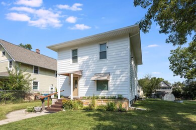 1713_Lane_Blvd_02