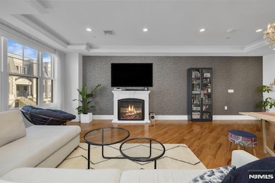 44 Marquis Ct unit 44, Edgewater, NJ 07020 - photo 7