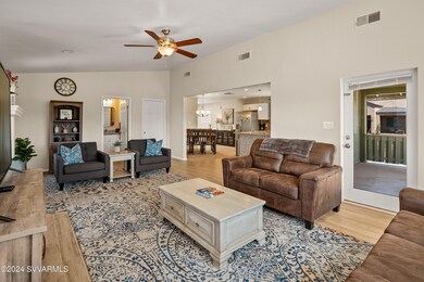 JL_2505WhippetWay-Unit2-interiors-09