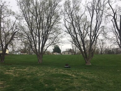 602 E 6th St S, Newton, IA 50208 - photo 4