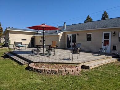 Back view and Deck