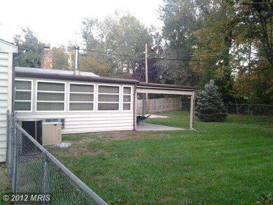 12005 Millstream Dr, Bowie, MD 20715 - photo 2