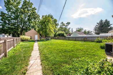 521 E Beechwood Blvd