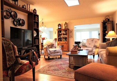 10420 W CINNEBAR AVE Sun City AZ 85351 (