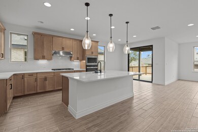 12118 Josey Wales Way, San Antonio, TX 78254 - photo 4