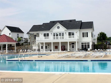 11704 Emerald Green Dr, Clarksburg, MD 20871 - photo 4