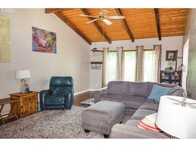 3109 Marigold St, Longview, WA 98632 - photo 5