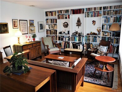 3303 Thomas St, Whitehall, PA 18052 - photo 3