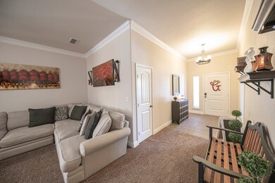 304 Lamar Ct, Odessa, TX 79765 - photo 4