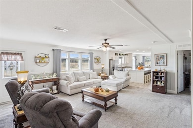 1193 NW 12th Ln, Lake Panasoffkee, FL 33538 - photo 4