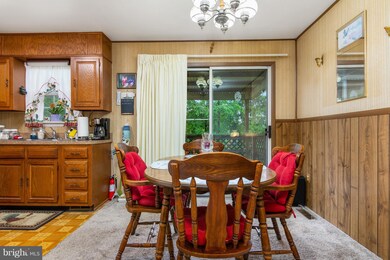 22 Lavern Ave, Halethorpe, MD 21227 - photo 6