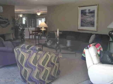 9718 W Lindgren Ave, Sun City, AZ 85373 - photo 6