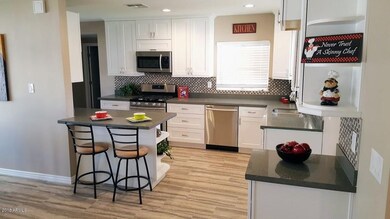 Kitchen (2)