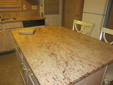 5794 Thada Ln, Columbus, OH 43229 - photo 7