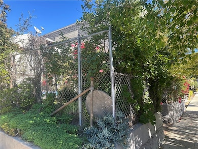 43 Palmetto Dr, Pasadena, CA 91105 - photo 3