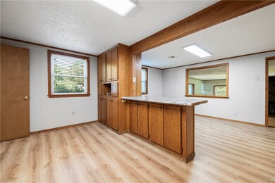 613 E Hilltop Dr, Rogers, AR 72756 - photo 6