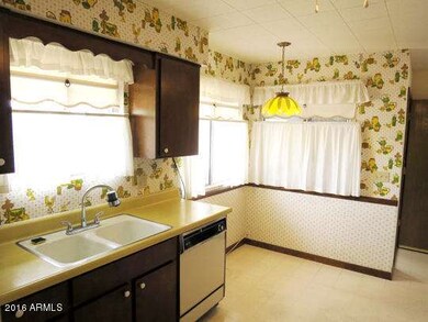 Kitchen.1