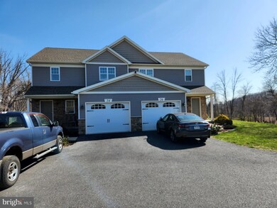 26 Heffner Ln, Temple, PA 19560 - photo 2