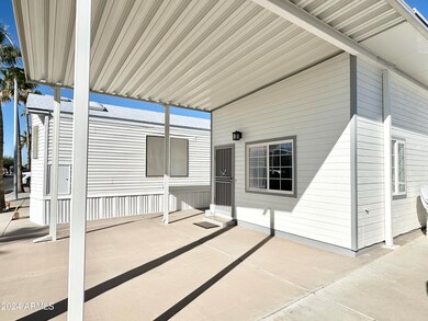 LARGE AWING & LOTS OF OUTDOOR SPACE